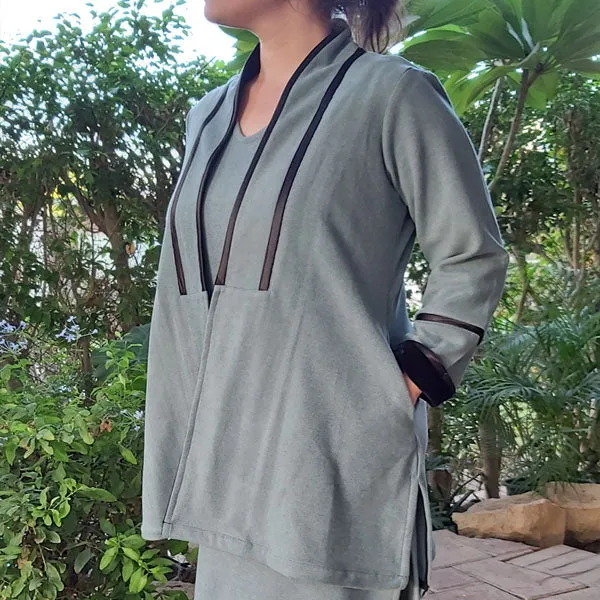 6W22 Warm Long Cardigan with Pockets