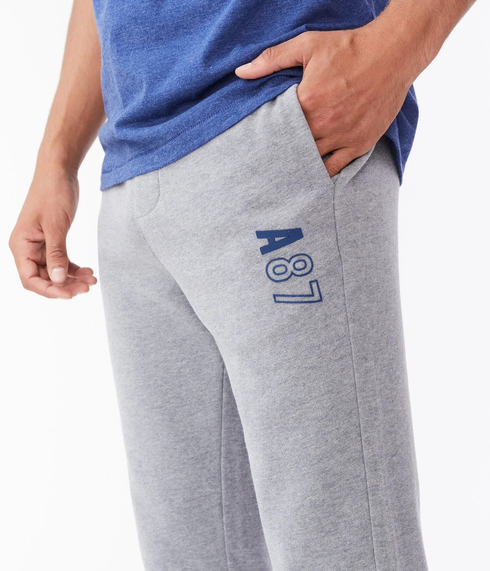 Aeropostale A87 Tapered Sweatpants***