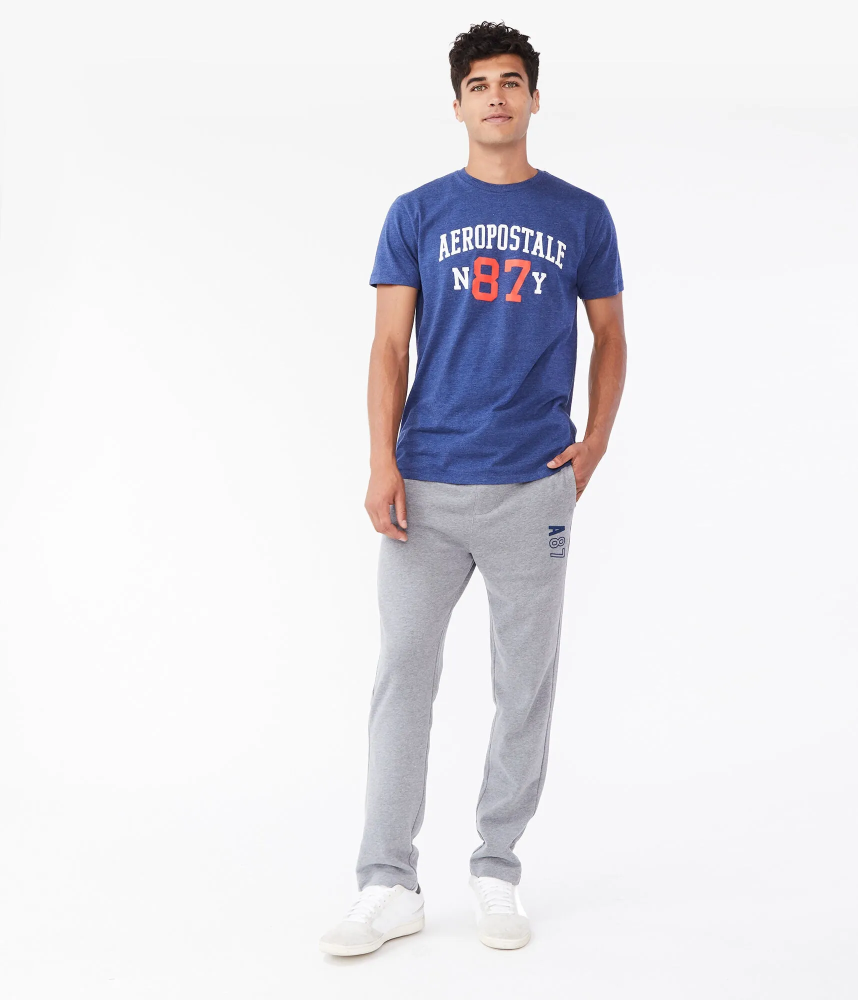 Aeropostale A87 Tapered Sweatpants***