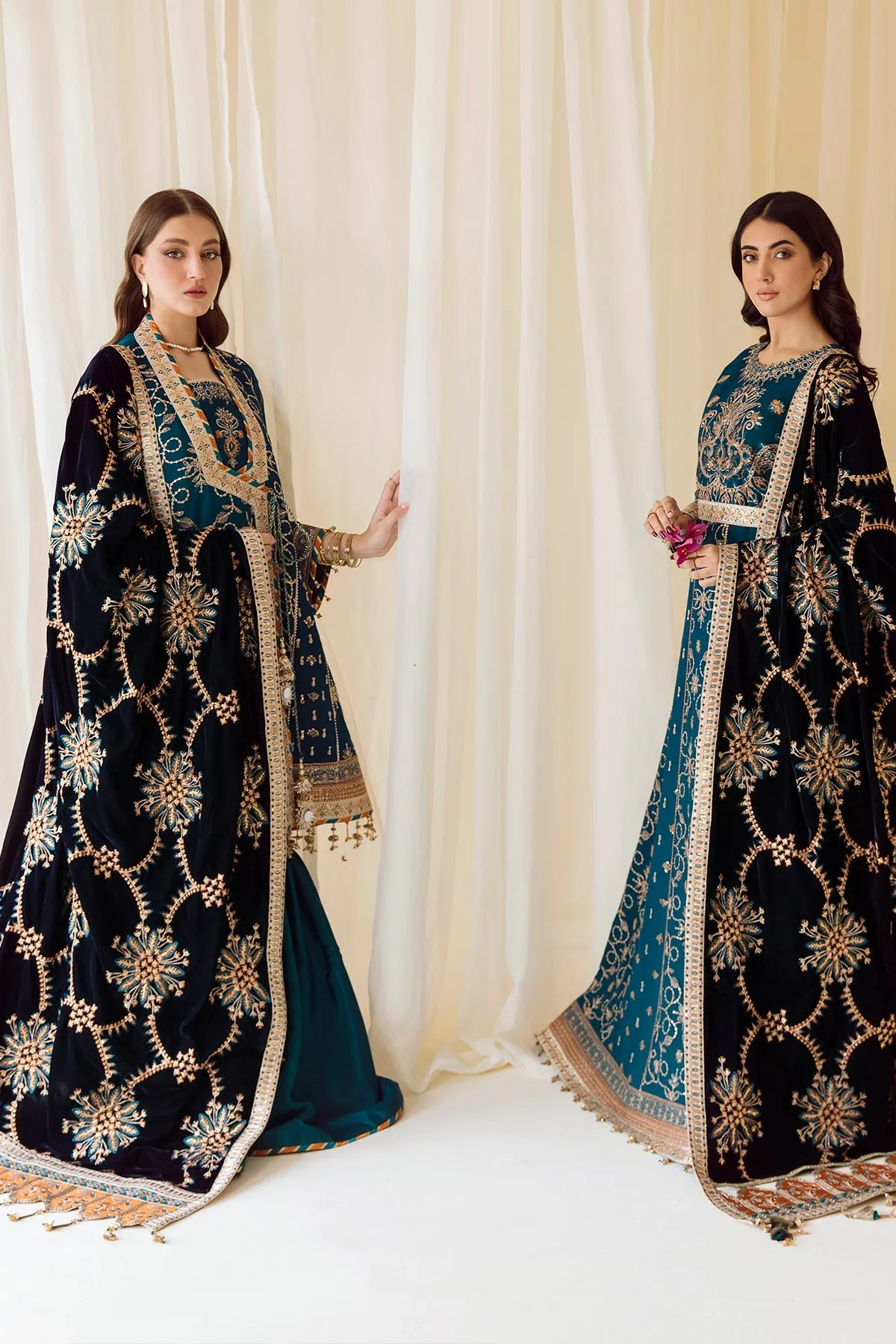 Alizeh Premium Velvet Edit – Dasht-e-naz