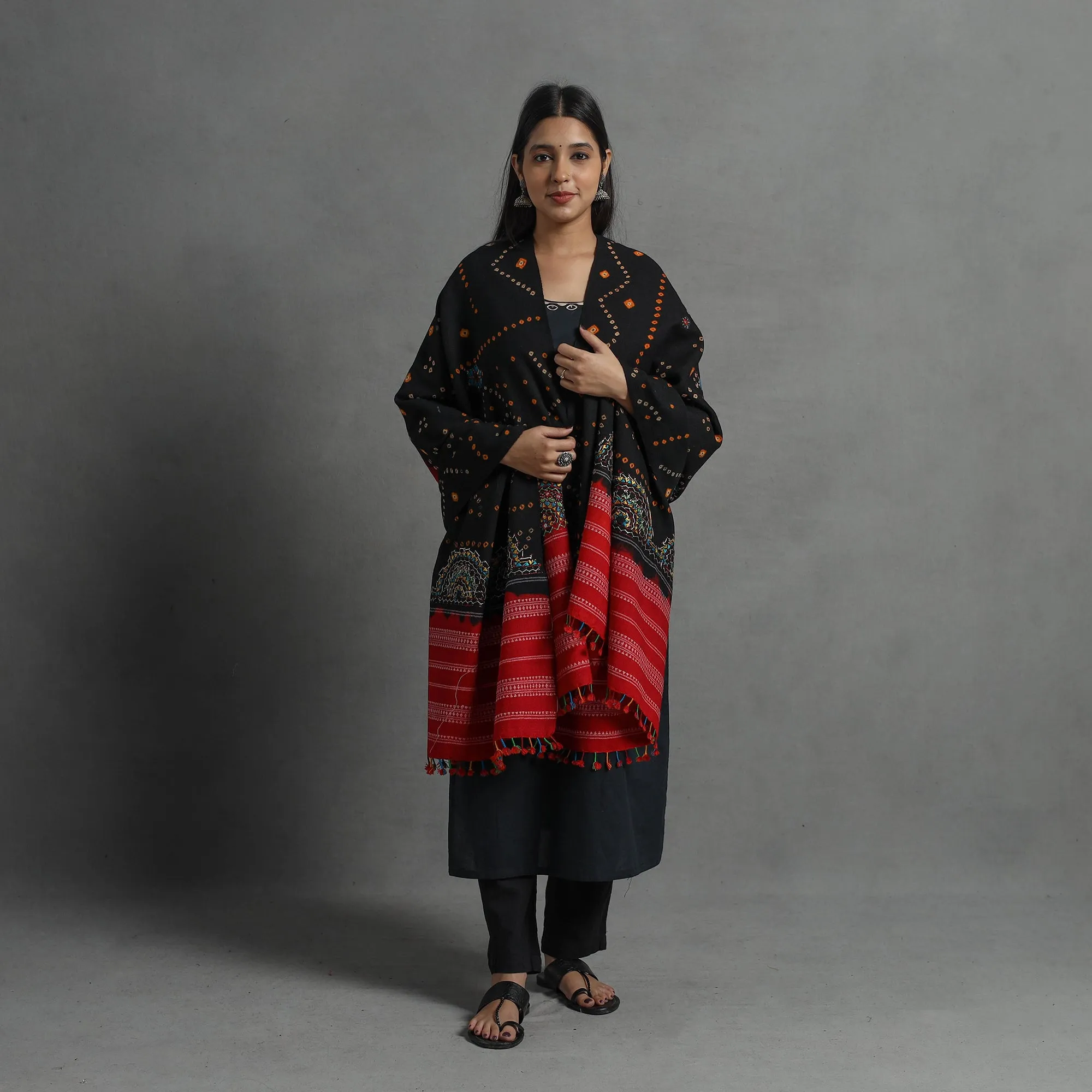 Black - Handwoven Merino Wool Bandhani Shawl w/ Neran Embroidery 29