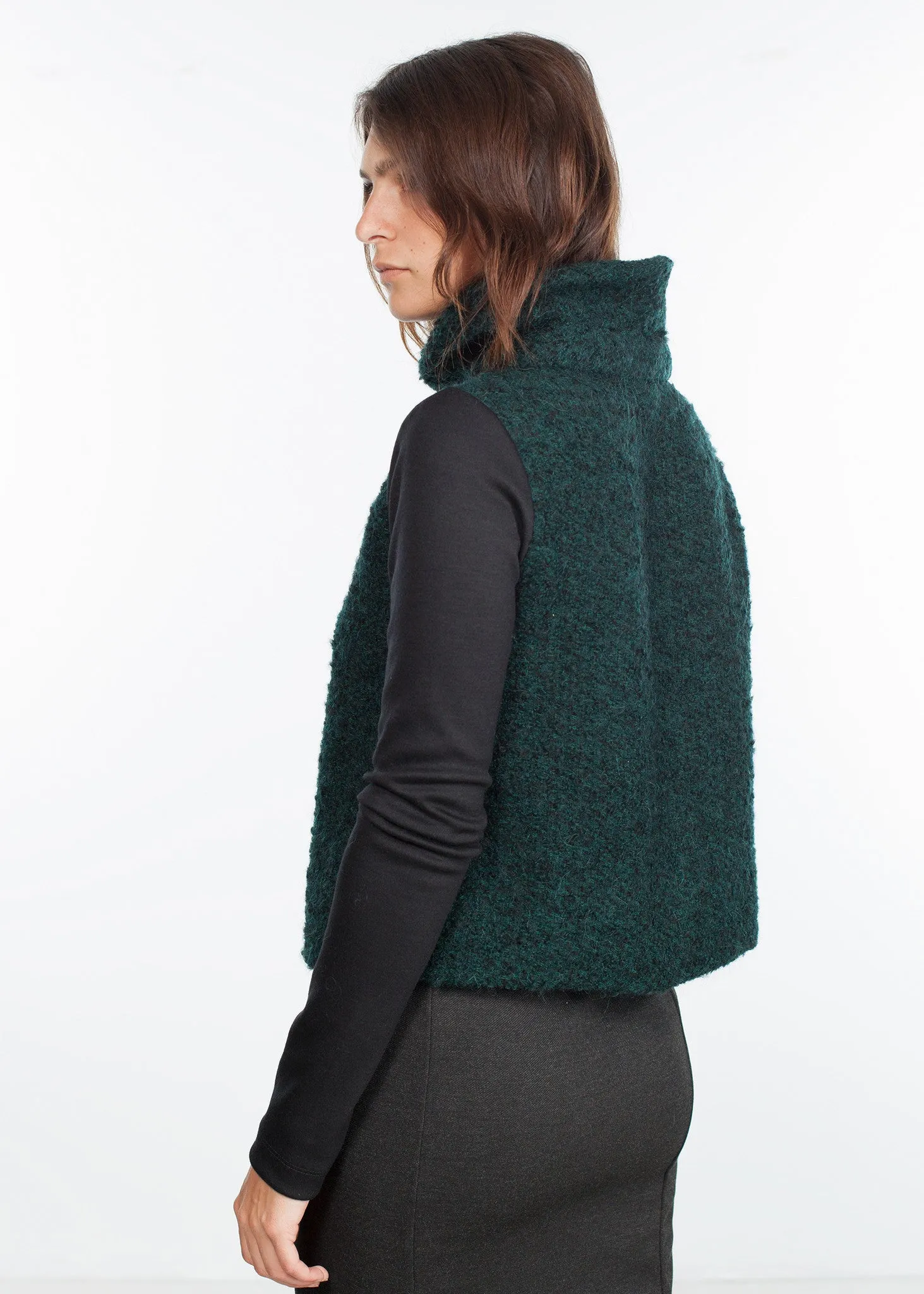 Boucle Turtle Neck in Green/Black