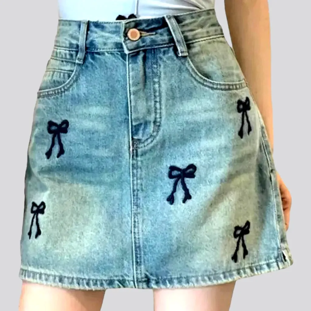 Embroidered women's jean skirt