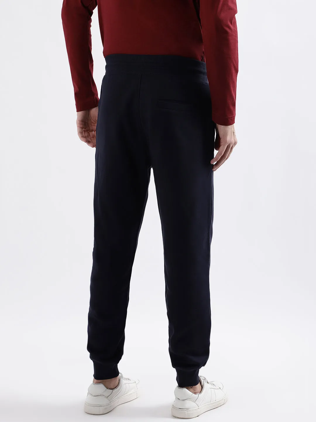 Gant Men Blue Solid Relaxed Fit Sweatpant