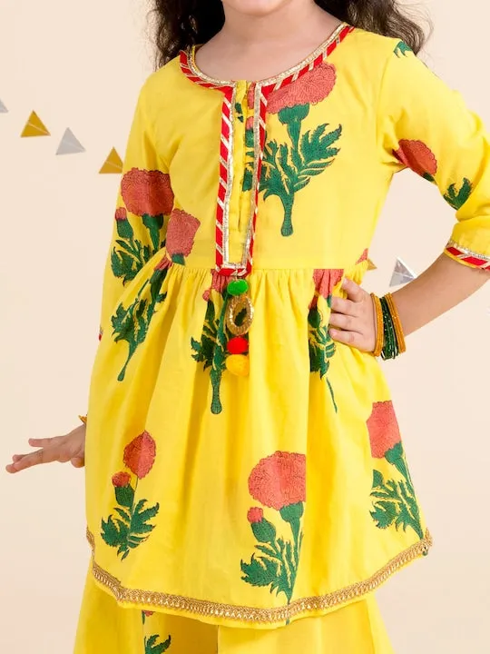 Girls Yellow Floral Printed Layered Gotta Patti Pure Cotton Kurta With Skirt