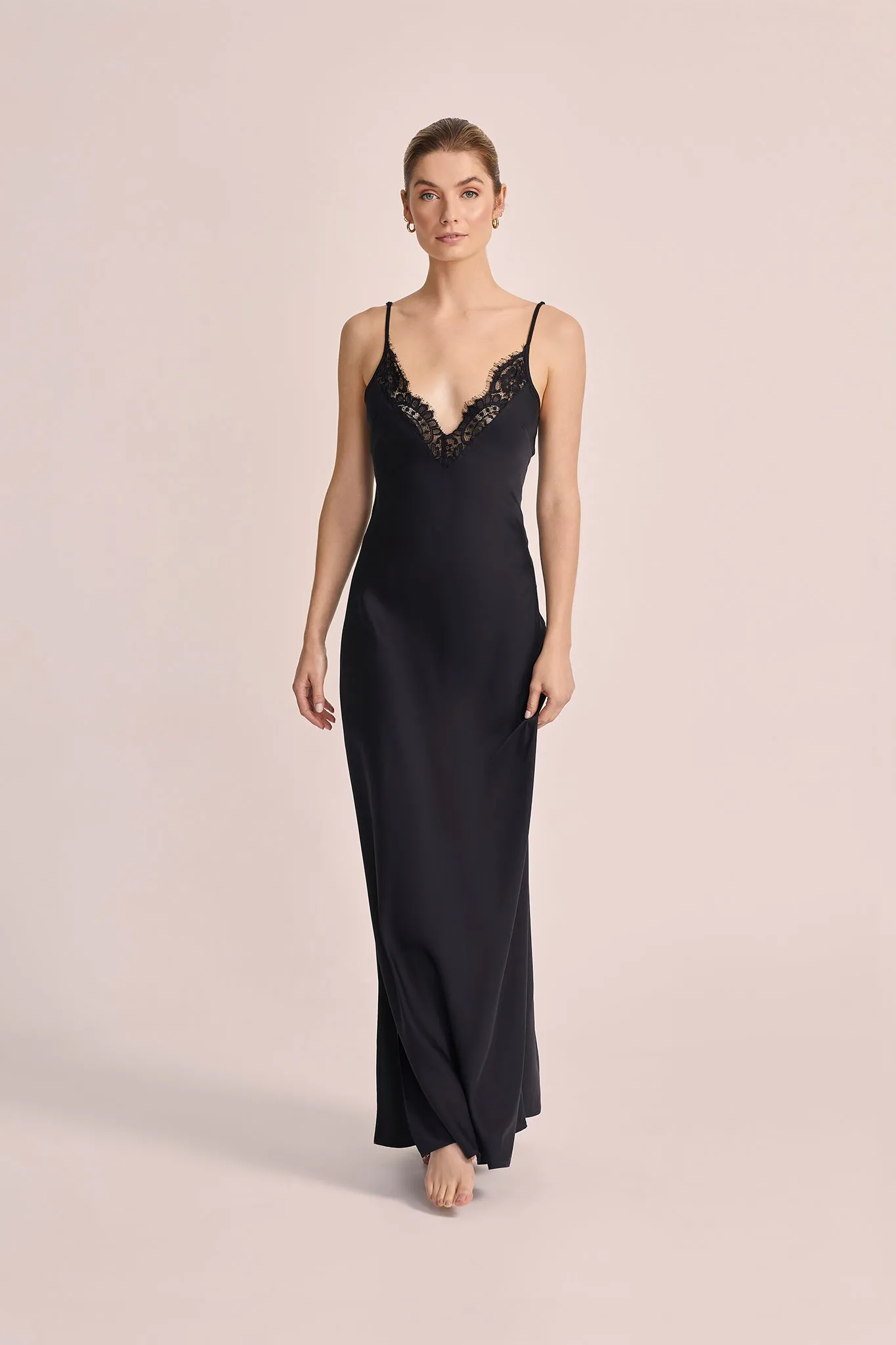 Homebodii x Snezana Isana Lace Maxi Slip