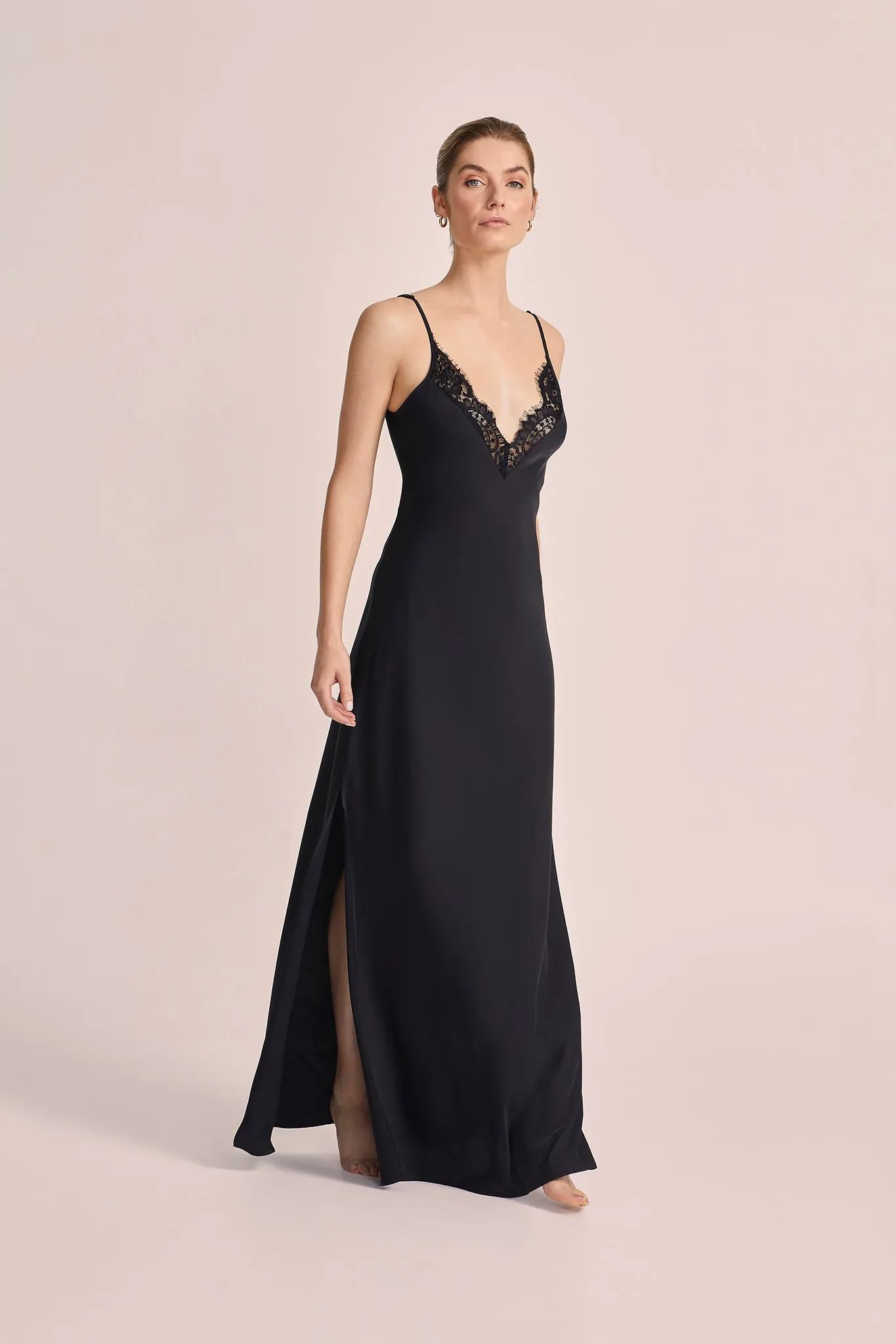 Homebodii x Snezana Isana Lace Maxi Slip