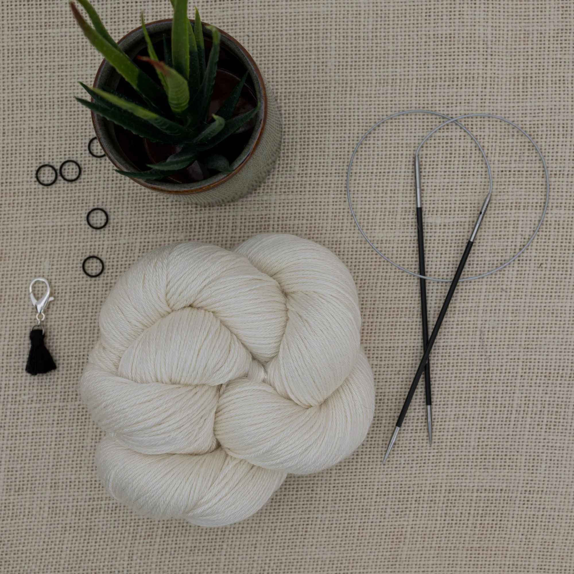 Kit de Tricot - En Oasis, Chandail Ranunculus par Midori Hirose