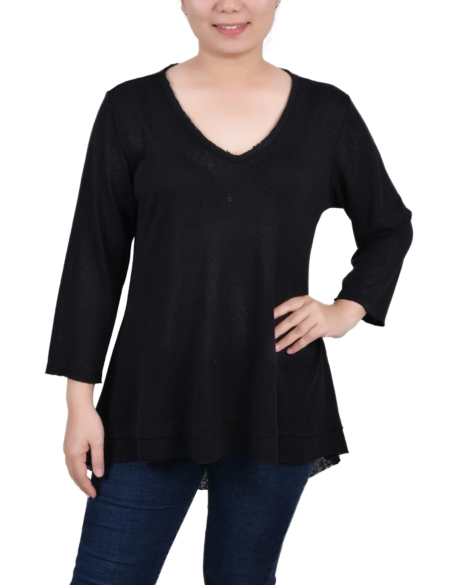 Petite 3/4 Sleeve V Neck Top