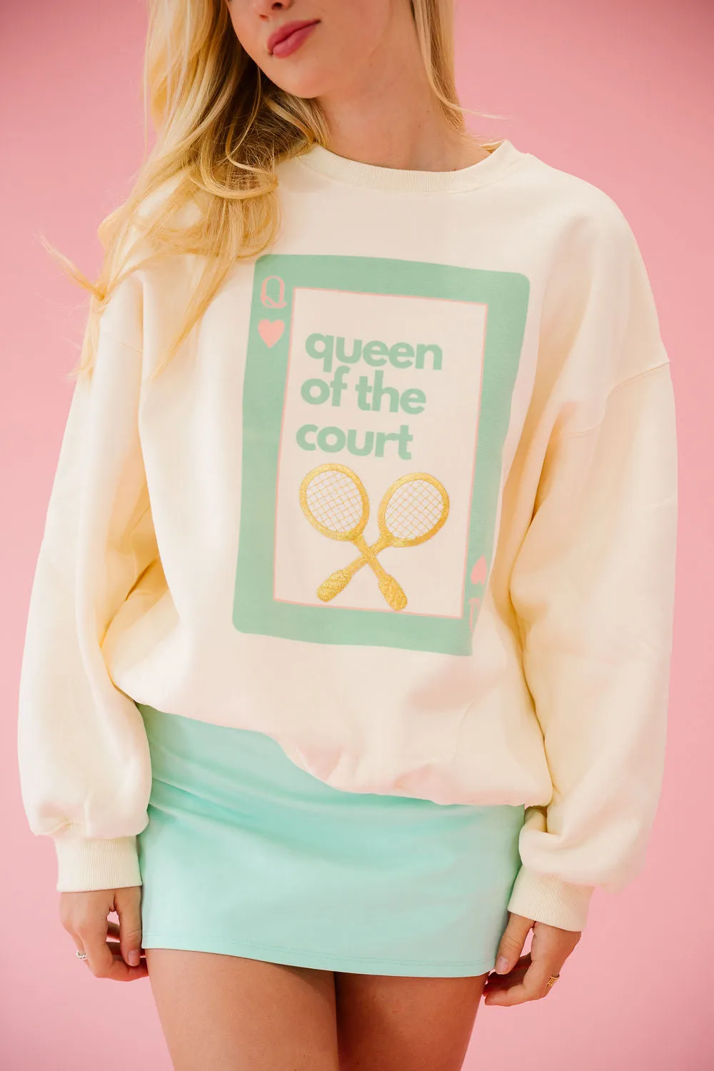 QUEEN OF THE COURT CREAM PULLOVER