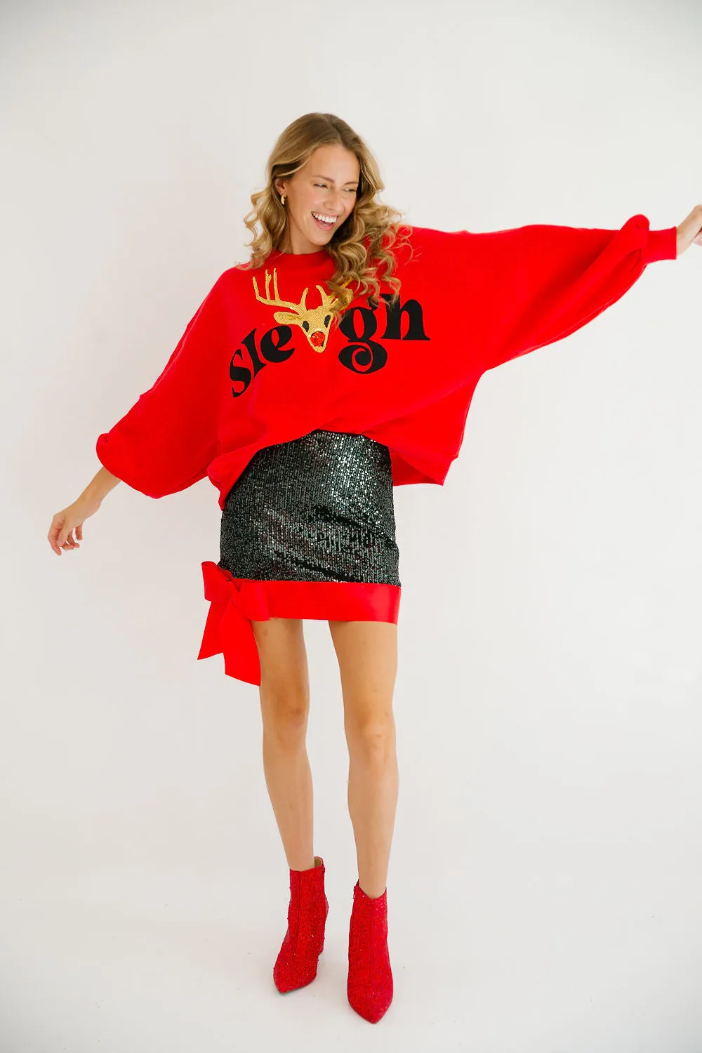 REINDEER SLEIGH RED PULLOVER