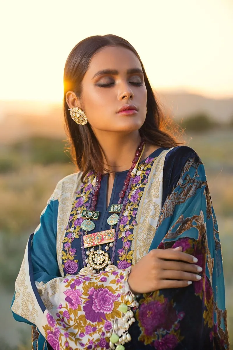 Sana Safinaz Winter Shawl Collection 2019 – 2A