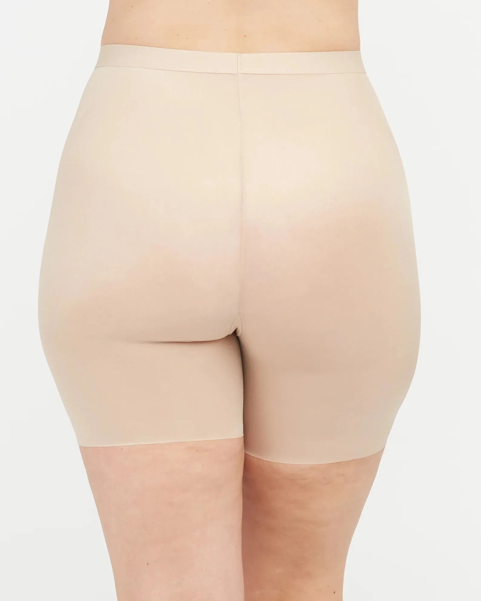 SPANXshape™ Invisible Girl Short Champagne Beige