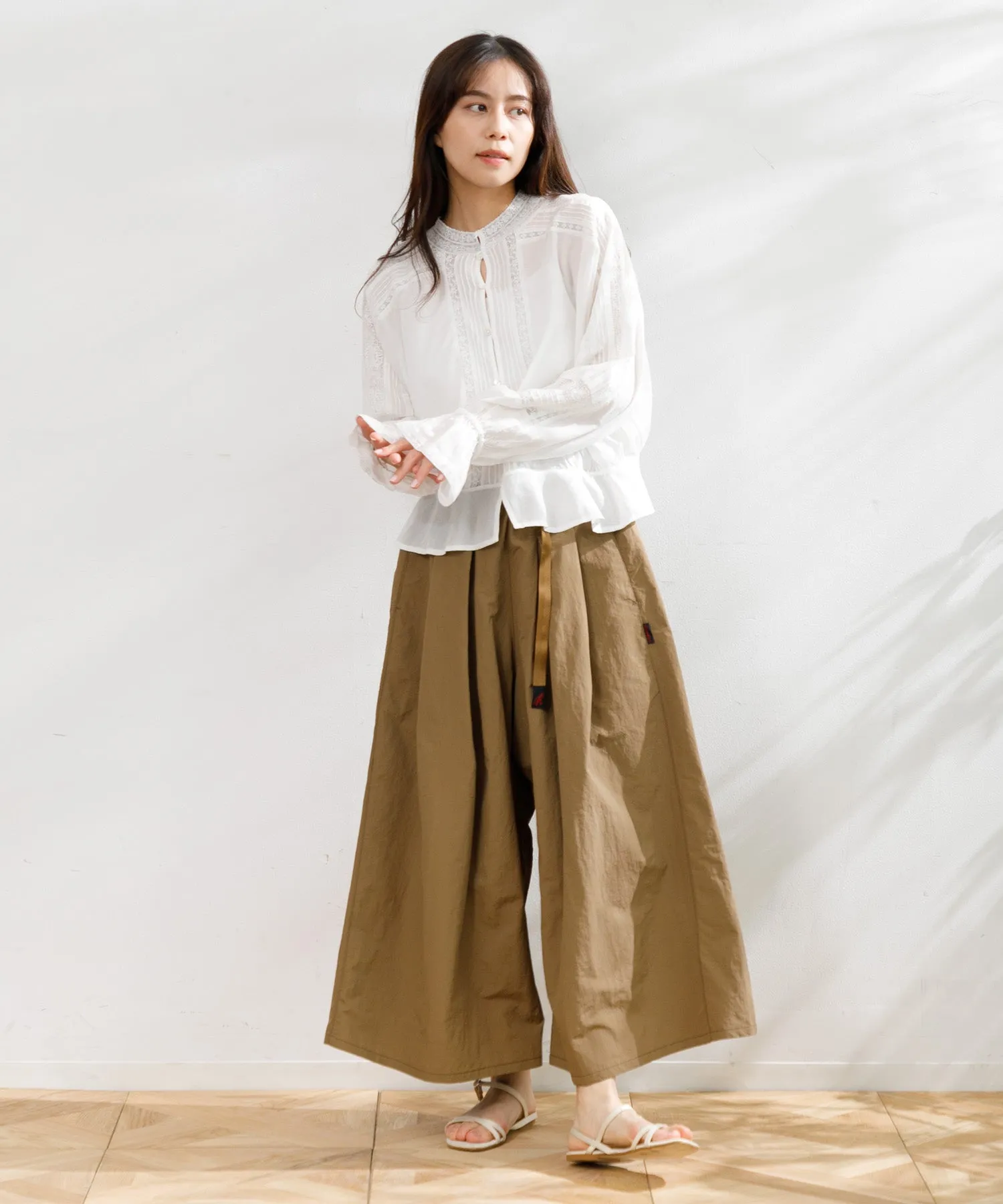 【WOMEN】GRAMICCI NYLON FLARE PANT