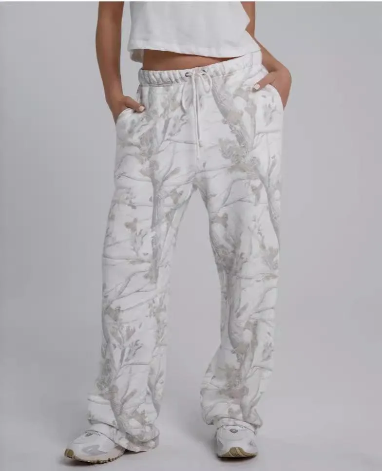 Women's Maple Leaf Print Sweatshirt and Sweatpants Sports Outfit Set