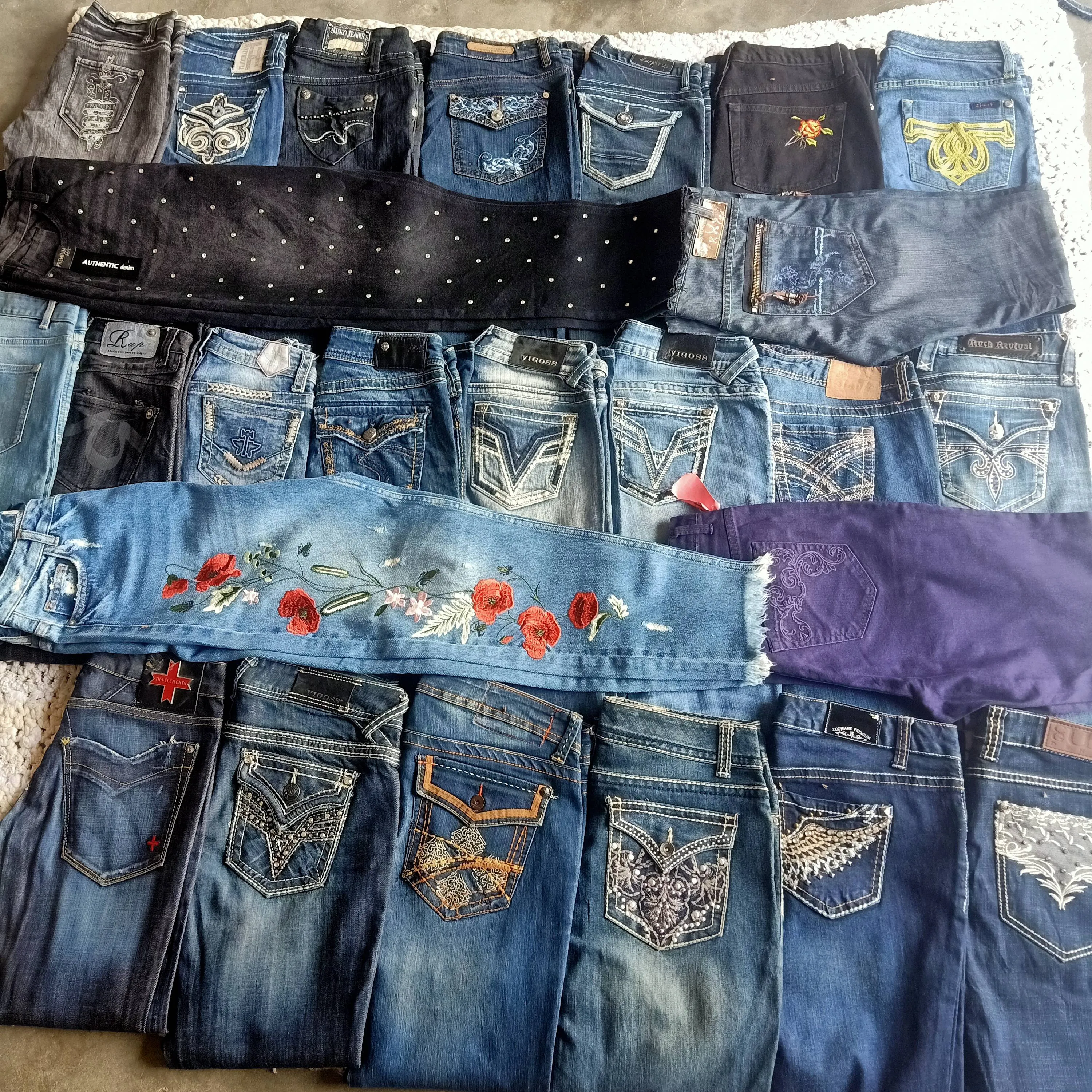 Y2K Embroidery Jeans Pant - 25 pcs